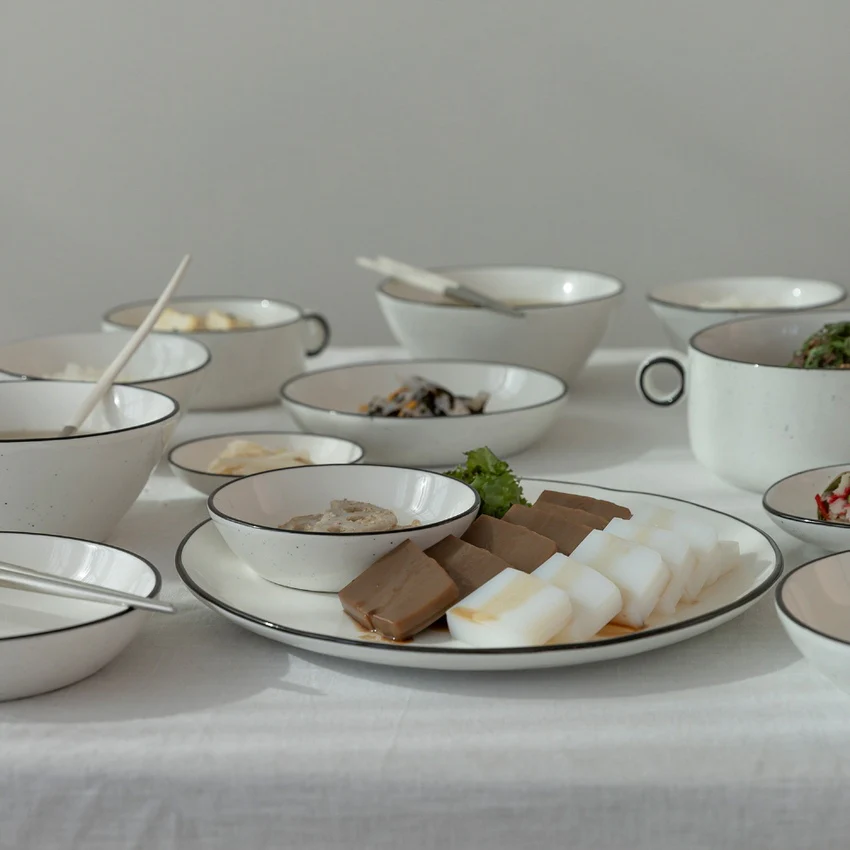 Stone Line Ceramic Dinnerware Set for 6 (42-Piece) - Image 5