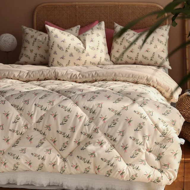 Bebe Flower Cozy Comforter & Pillow Set - Image 5