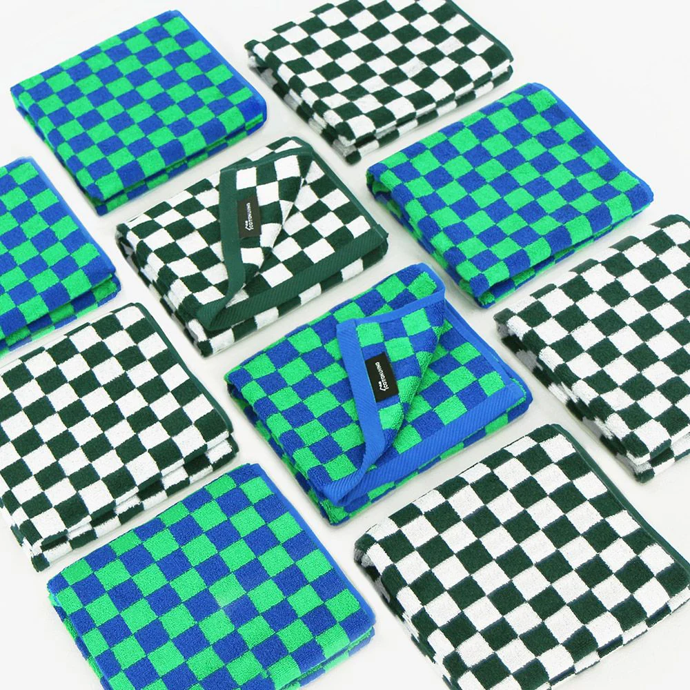 Checkerboard & Stripe Hotel Bath Towel Set (10-Pack) - Image 6