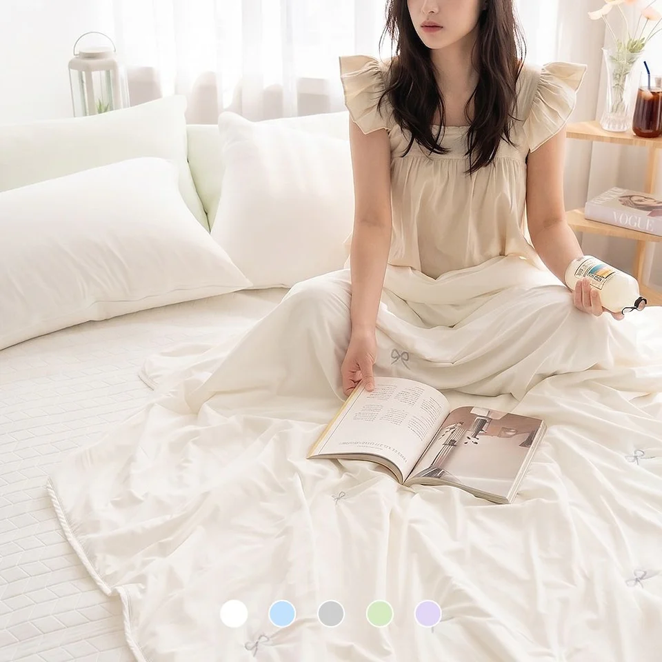Cool Summer Cooling Comforter - Image 6