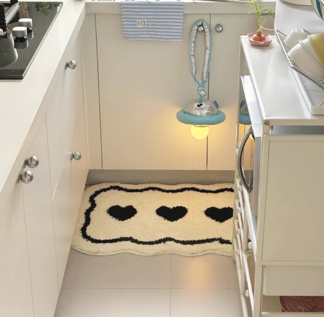 Cream Crush Heart Rug - Image 7