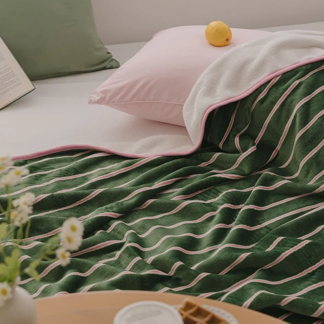 Creamy Plush Microfiber Blanket - Image 4
