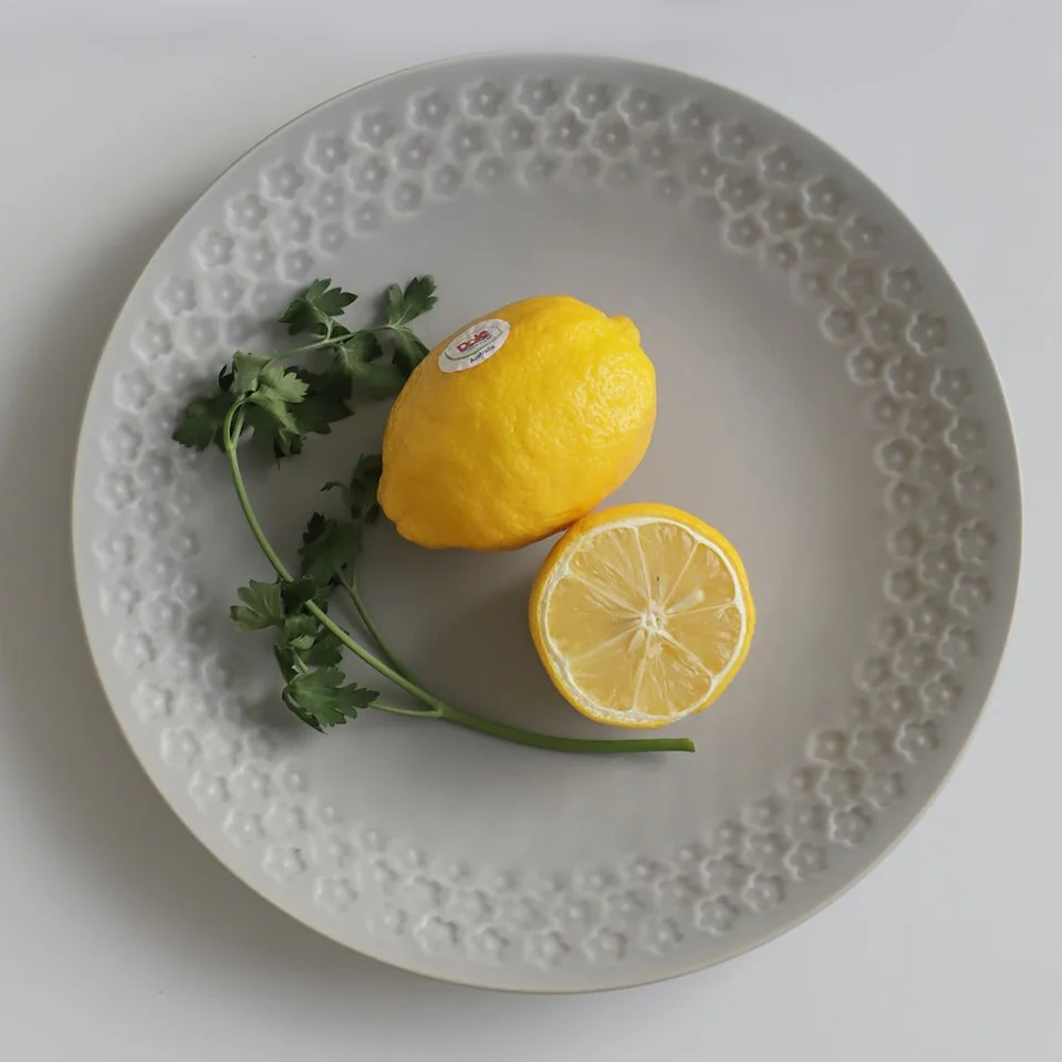 Daisy Rim Ceramic Plate - Image 2