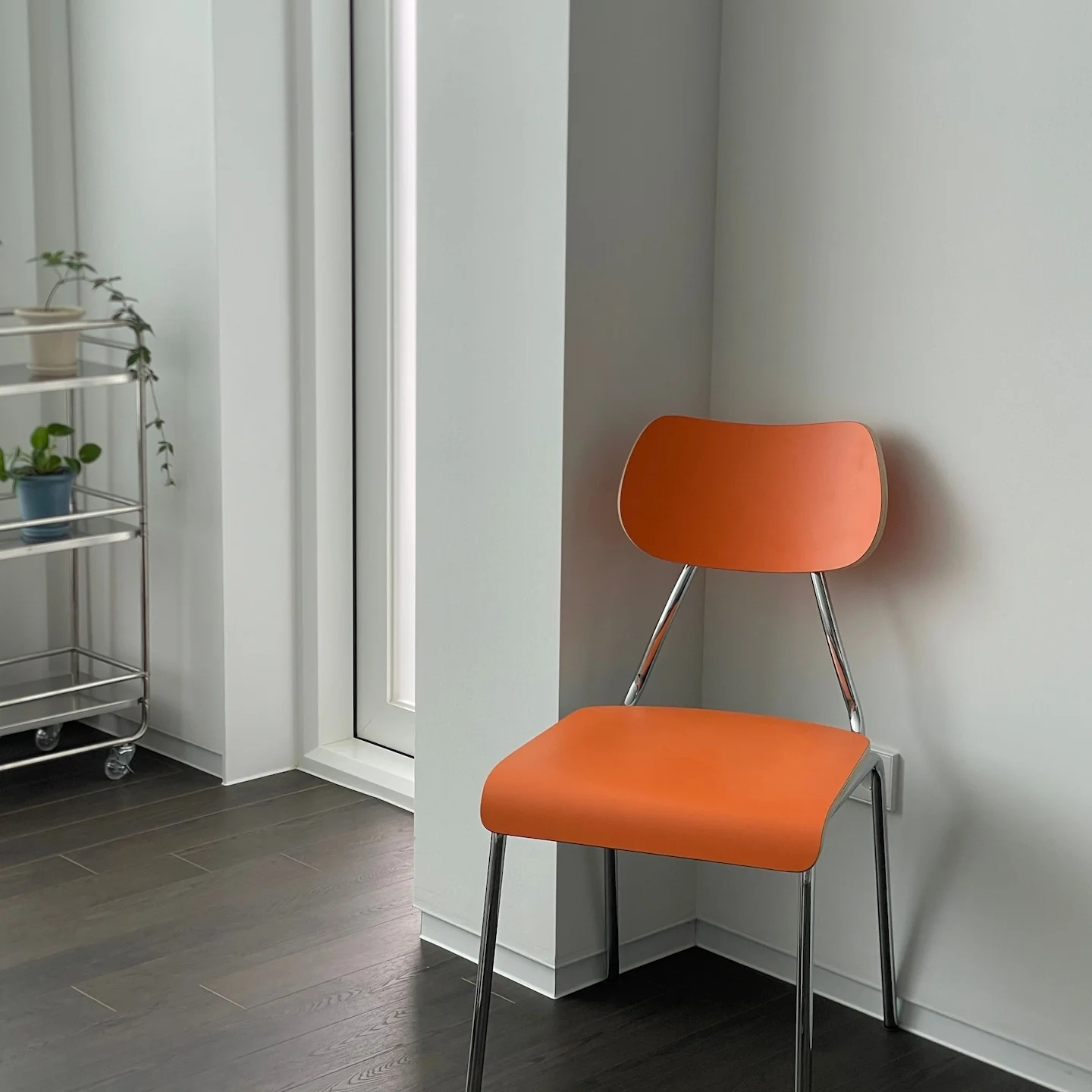 Flow Line Dining Chair - Image 5