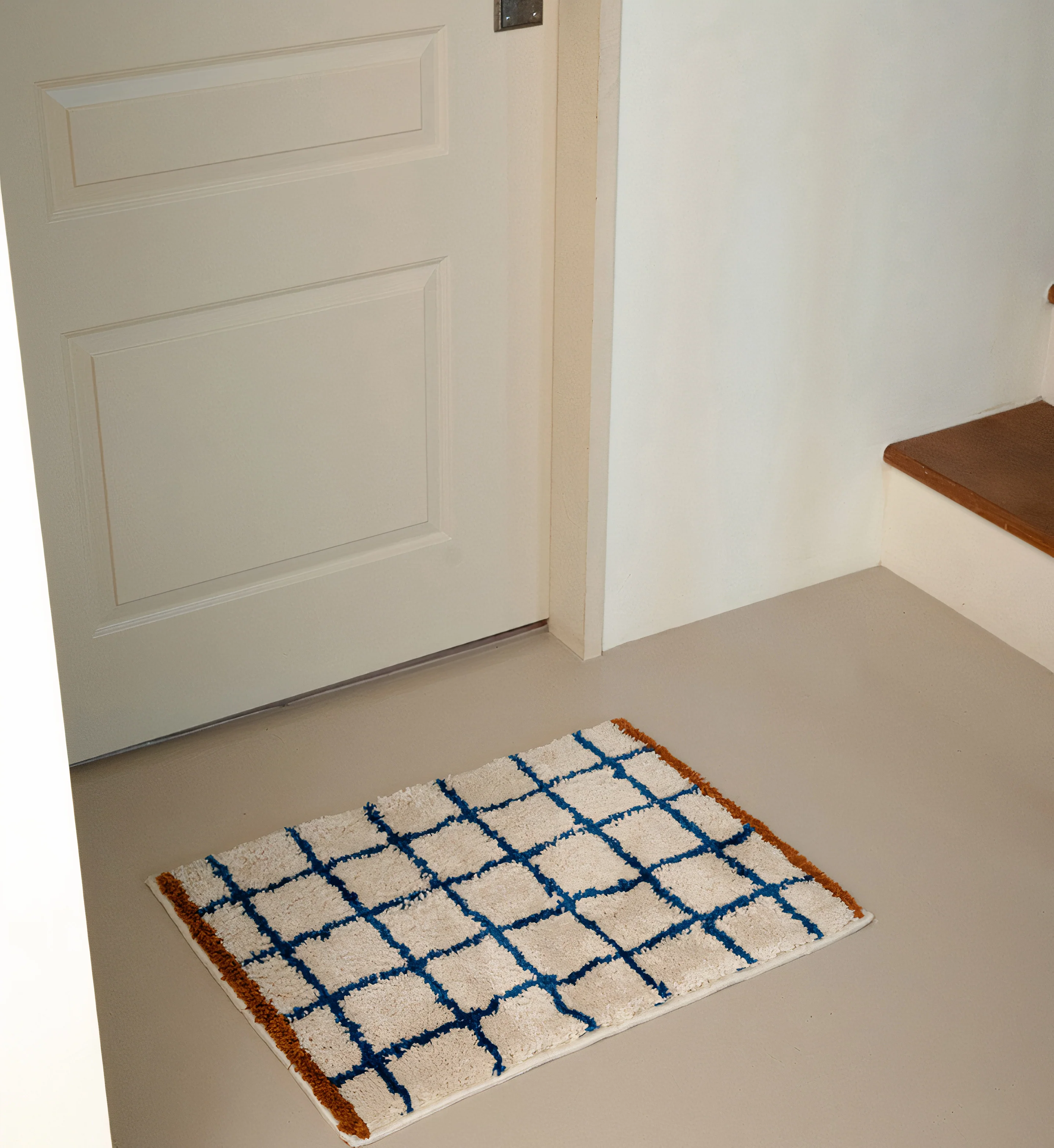 Fluffy Charm Mat - Image 3
