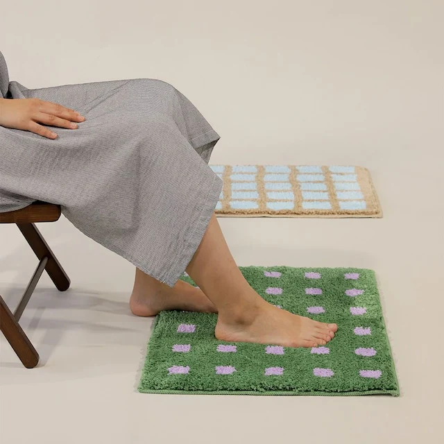 Jacquard Geo Mat - Image 4