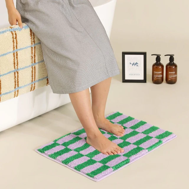 Jacquard Geo Mat - Image 6