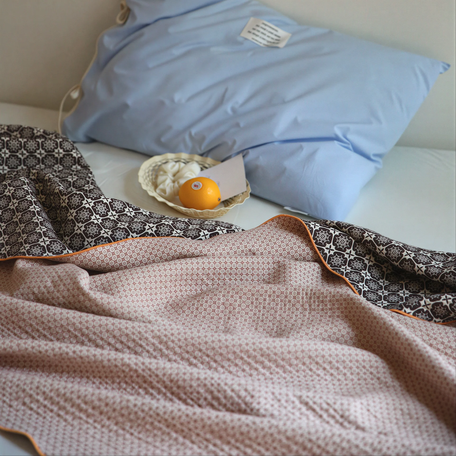 Muli Ethnic Gauze Blanket - Image 17