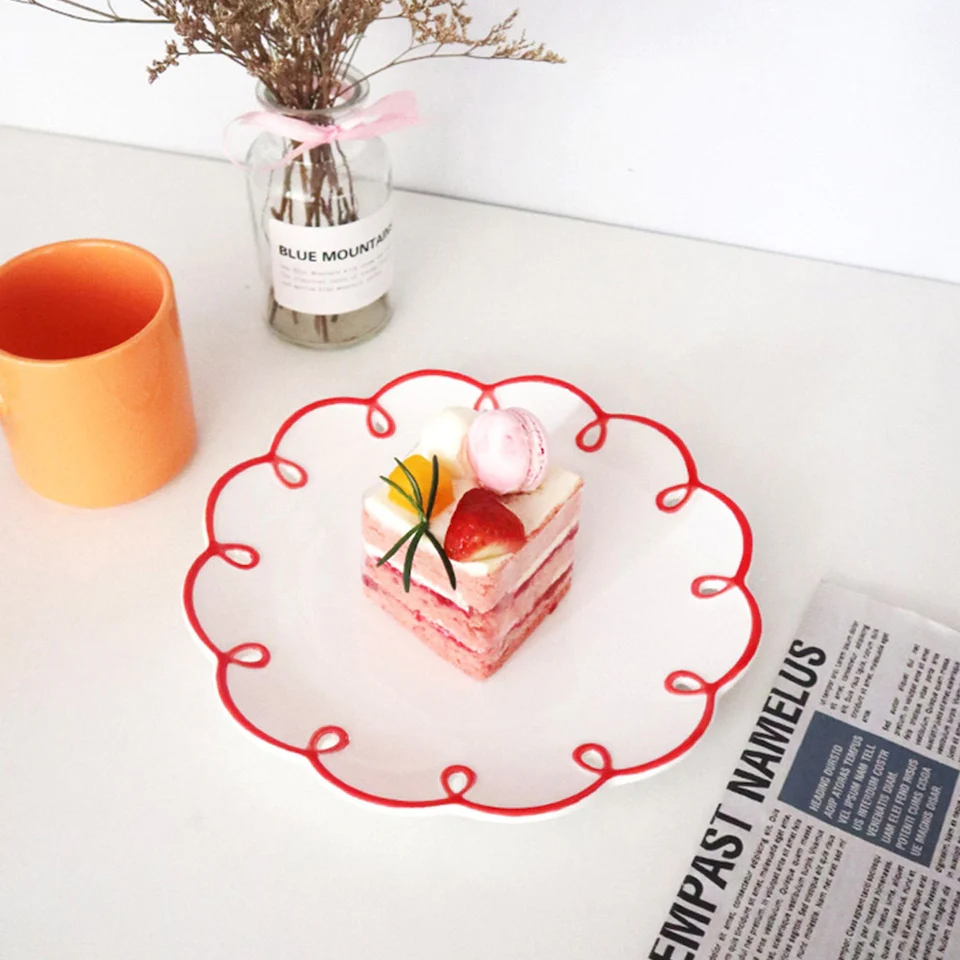 Hand-Drawn Retro Flower Plate - Image 5