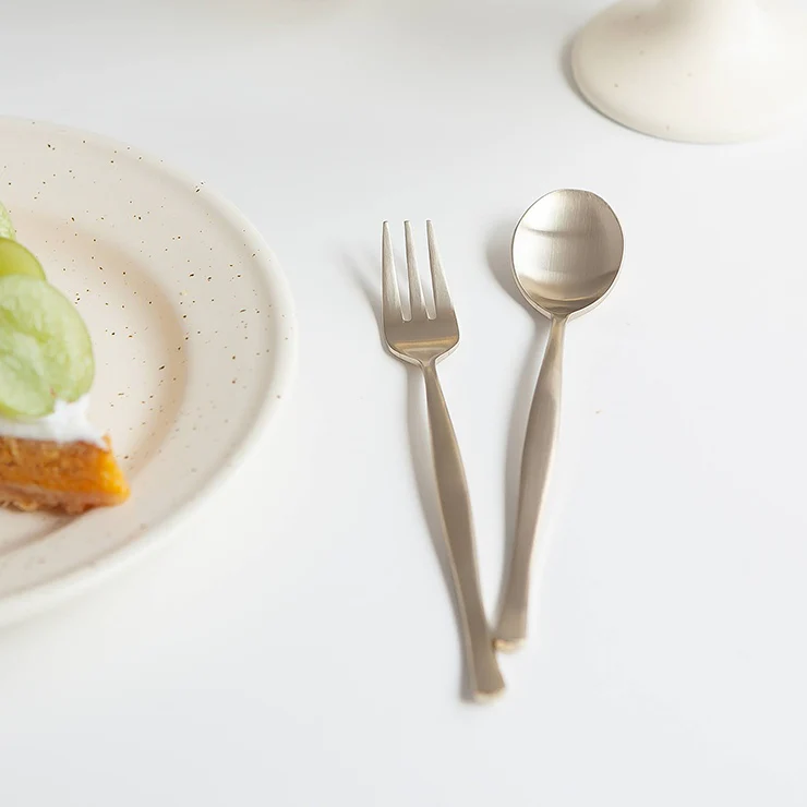Satin Gold Dessert Cutlery 10-Piece Set - Image 3