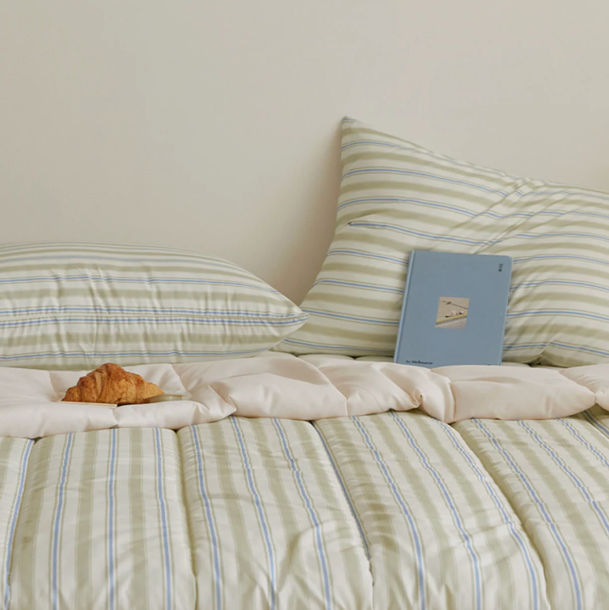 Slow Lines Fitted Pad Bedding Set - Image 15