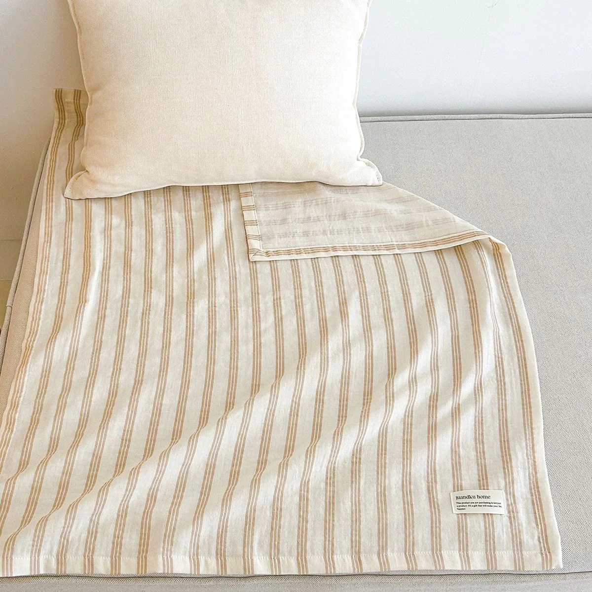 Striped Double-Layer Gauze Blanket - Image 5