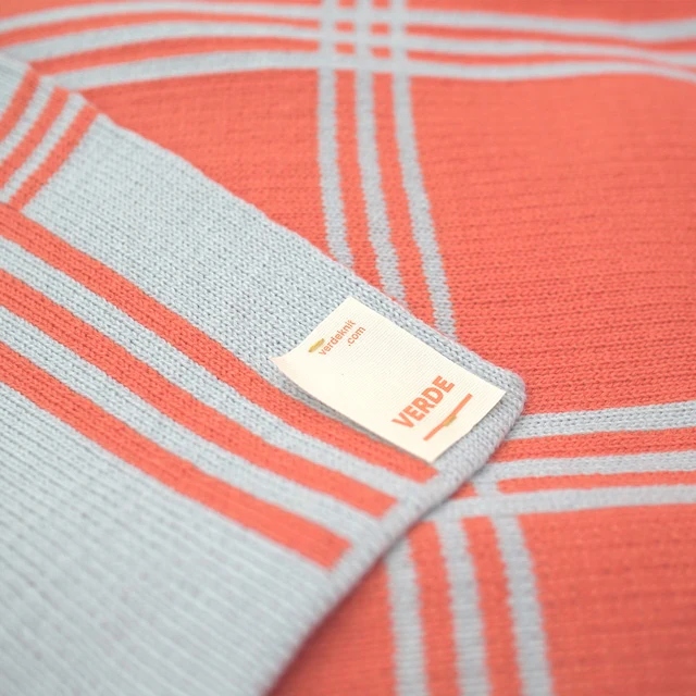 Verde Check Knit Blanket - Image 3