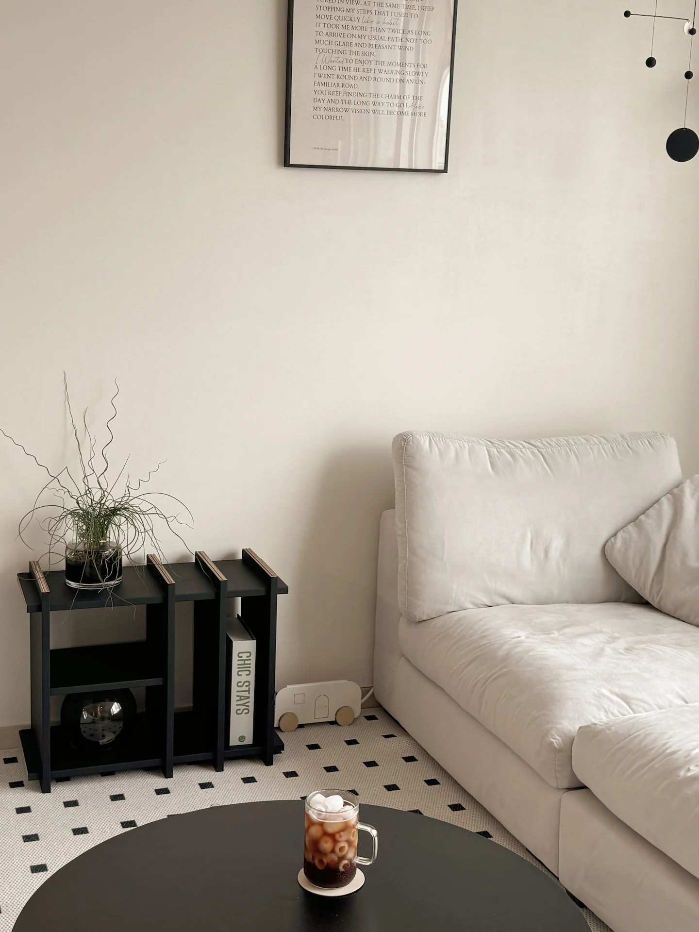 Vinyl Record Stand & Shelf - Image 5